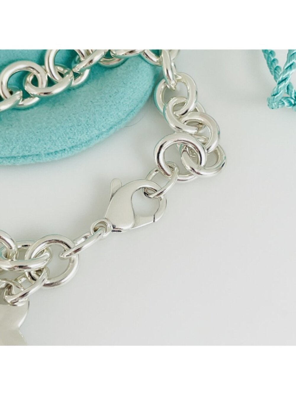 8" Tiffany & Co Puffed Puff Double Cutout Heart Tag Charm Bracelet in Silver - Picture 5 of 5